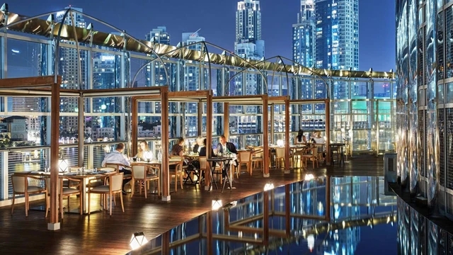 Bữa tối lãng mạn tại khách sạn Armani Dubai