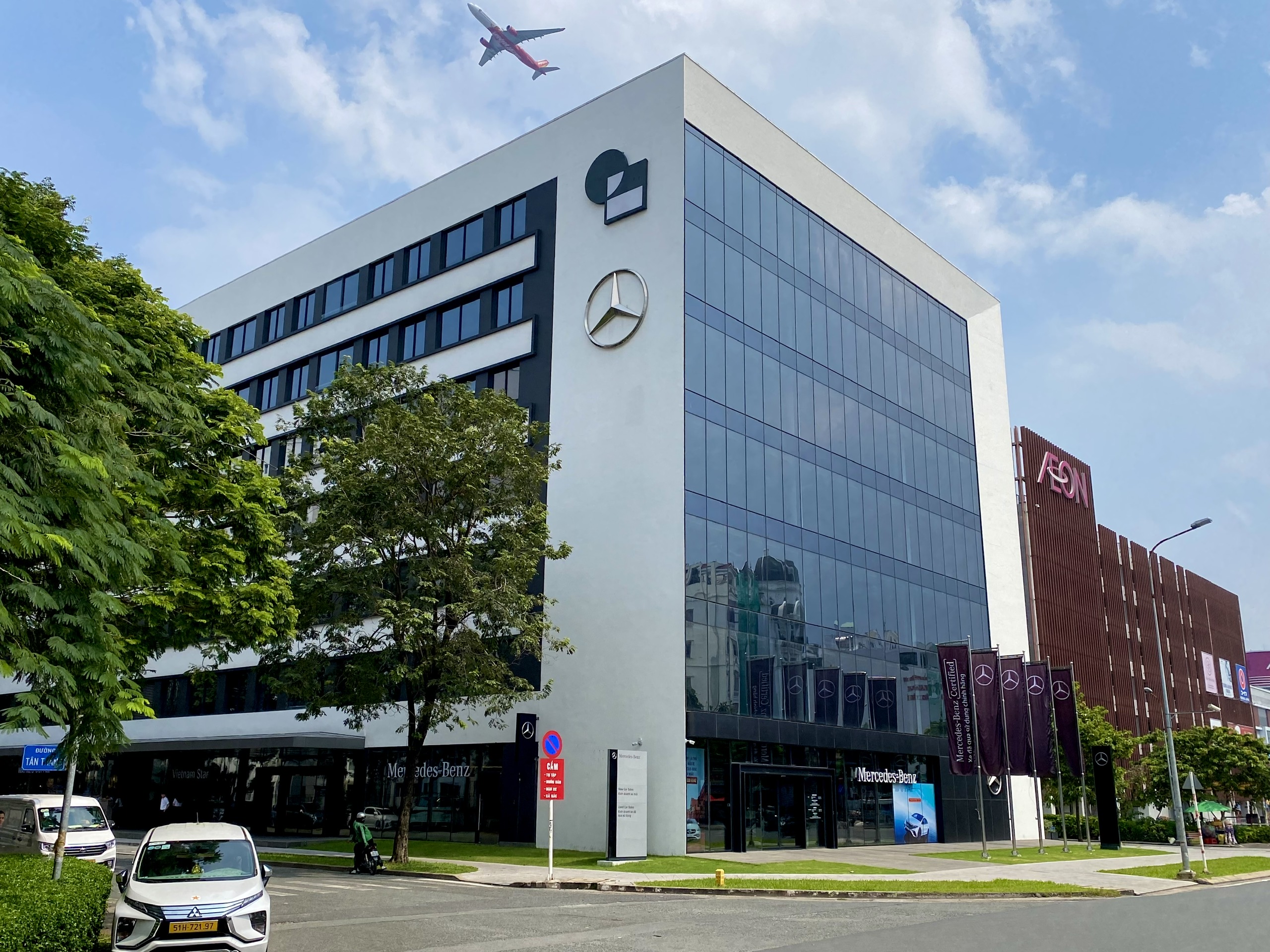 Tòa Nhà Officehaus
