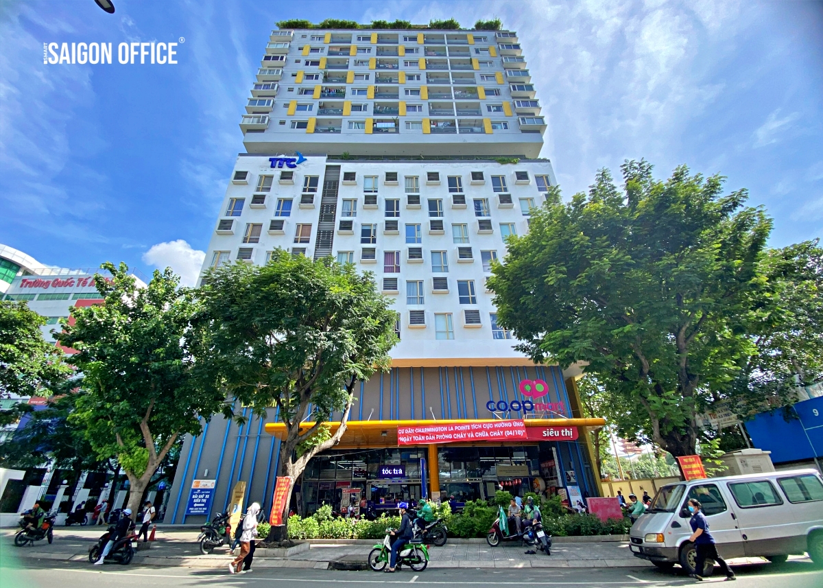 Charmington La Pointe Building