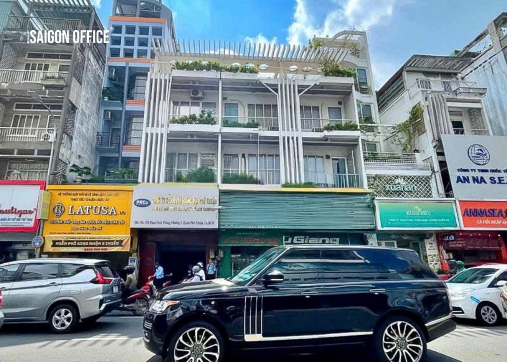318 Phan Dinh Phung Building