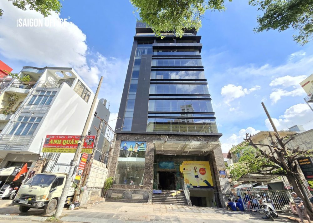 More Nguyen Trong Tuyen Building